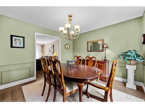 4489 Concord Place, Burlington, ON - Indoor Photo Showing Dining Room