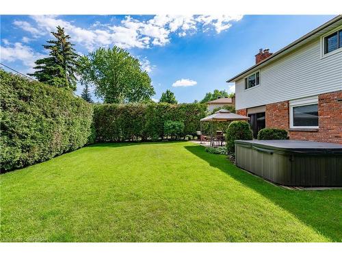 4489 Concord Place, Burlington, ON - Outdoor With Backyard