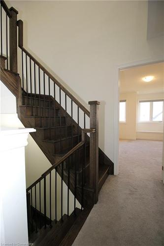 3954 Leonardo Street, Burlington, ON - Indoor Photo Showing Other Room