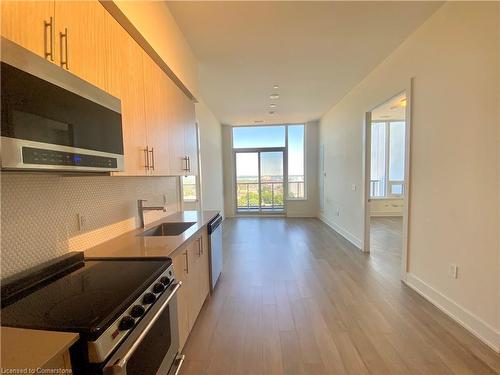 1417-212 King William Street, Hamilton, ON - Indoor Photo Showing Kitchen