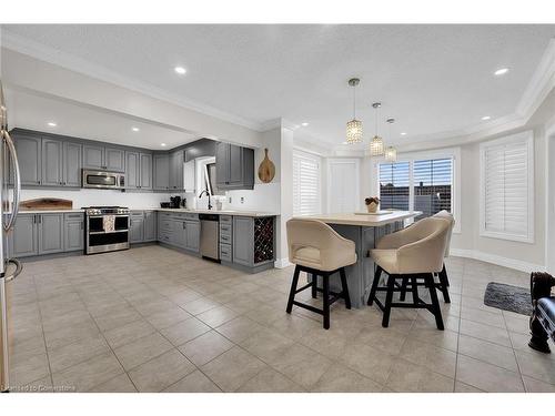 10 Vega Crescent, Stoney Creek, ON - Indoor