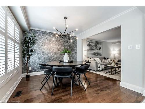 2 Aquasanta Crescent, Hamilton, ON - Indoor Photo Showing Dining Room