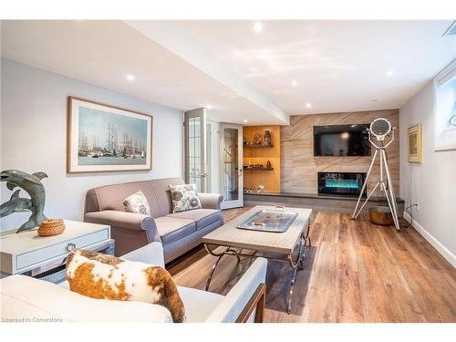 4306 Lakeshore Road, Burlington, ON - Indoor Photo Showing Living Room With Fireplace