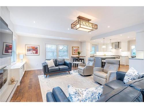 4306 Lakeshore Road, Burlington, ON - Indoor Photo Showing Living Room With Fireplace