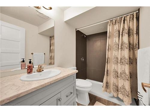 2 Kendell Lane, Ingersoll, ON - Indoor Photo Showing Bathroom