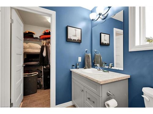 2 Kendell Lane, Ingersoll, ON - Indoor Photo Showing Bathroom