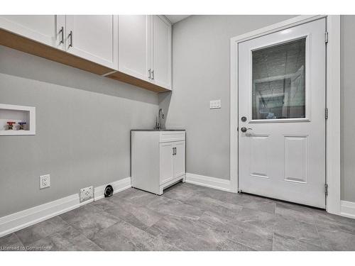 72 Harmonious Drive, Fenelon Falls, ON - Indoor Photo Showing Other Room