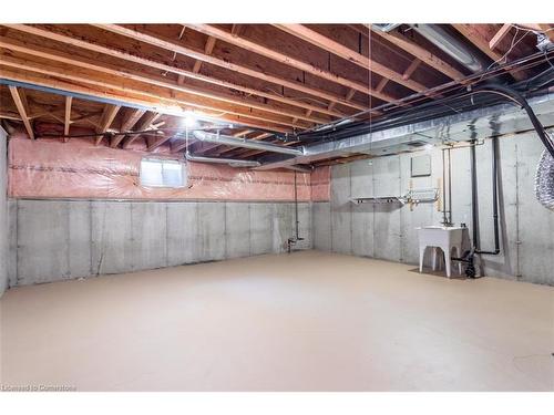 13-1375 Stephenson Drive, Burlington, ON - Indoor Photo Showing Basement