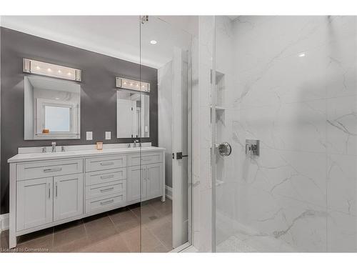 155 Grove Park Drive, Burlington, ON - Indoor Photo Showing Bathroom