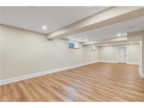 155 Grove Park Drive, Burlington, ON - Indoor Photo Showing Basement