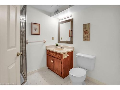 41-10 Wentworth Drive, Grimsby, ON - Indoor Photo Showing Bathroom