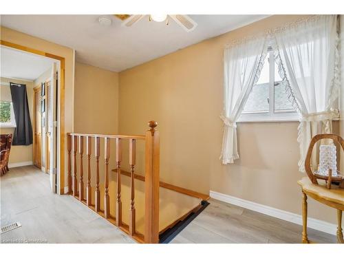 397 East 22Nd Street, Hamilton, ON - Indoor Photo Showing Other Room