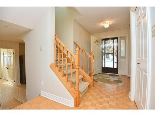 49 Nellida Crescent, Hamilton, ON - Indoor Photo Showing Other Room