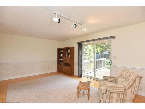 49 Nellida Crescent, Hamilton, ON - Indoor Photo Showing Other Room