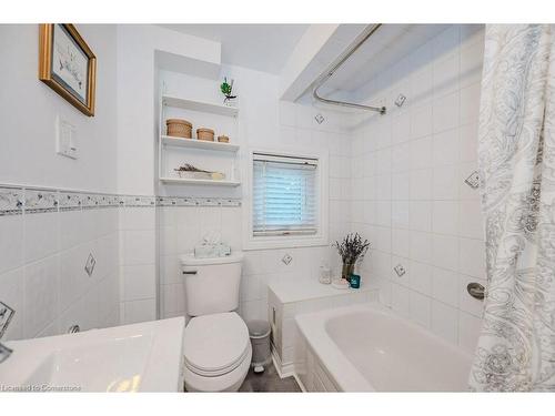 63 Beechwood Avenue, Hamilton, ON - Indoor Photo Showing Bathroom