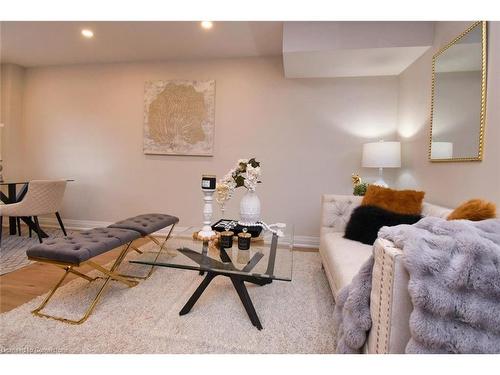 26 Westvillage Drive, Hamilton, ON - Indoor Photo Showing Other Room