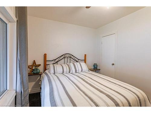 178 Elk Street, Aylmer, ON - Indoor Photo Showing Bedroom