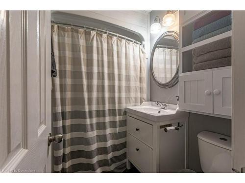 178 Elk Street, Aylmer, ON - Indoor Photo Showing Bathroom