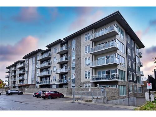 315-16 Markle Crescent, Ancaster, ON - Outdoor With Balcony With Facade