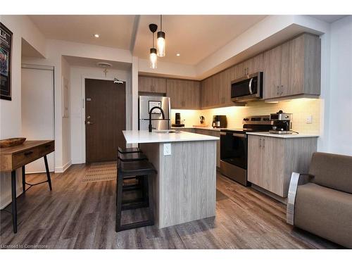 315-16 Markle Crescent, Ancaster, ON - Indoor Photo Showing Kitchen With Stainless Steel Kitchen