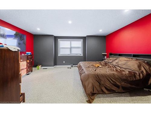 182 Eringate Drive Drive, Stoney Creek, ON - Indoor Photo Showing Bedroom