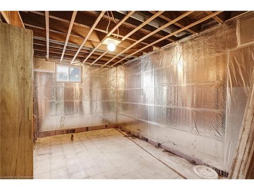 669 Barton Street, Stoney Creek, ON - Indoor Photo Showing Basement