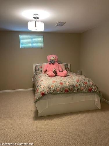 Lower-213 Garside Avenue S, Hamilton, ON - Indoor Photo Showing Bedroom