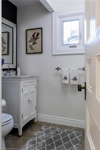 114 Aberdeen Avenue, Hamilton, ON - Indoor Photo Showing Bathroom