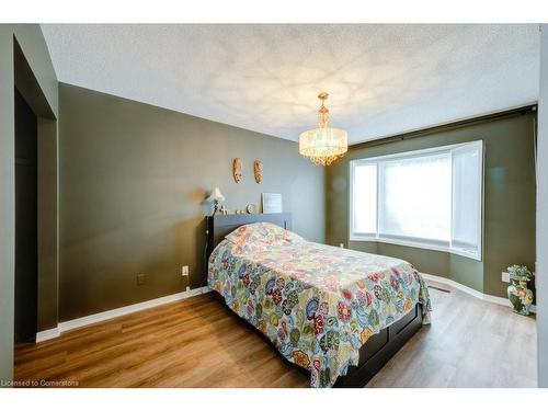 41 Jackson Court, Tillsonburg, ON - Indoor Photo Showing Bedroom