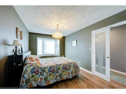 41 Jackson Court, Tillsonburg, ON - Indoor Photo Showing Bedroom