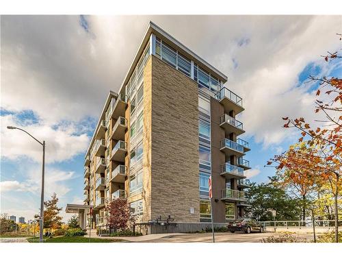 208-455 Charlton Avenue E, Hamilton, ON - Outdoor With Balcony With Facade