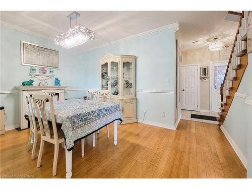 20 Pentland Road, Waterdown, ON - Indoor Photo Showing Dining Room