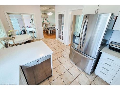 20 Pentland Road, Waterdown, ON - Indoor Photo Showing Kitchen