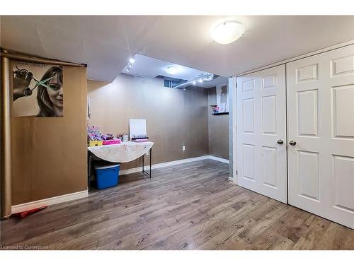 20 Pentland Road, Waterdown, ON - Indoor Photo Showing Other Room