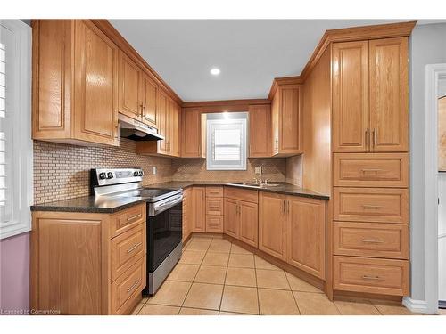 221 Gray Road, Stoney Creek, ON - Indoor Photo Showing Kitchen With Double Sink