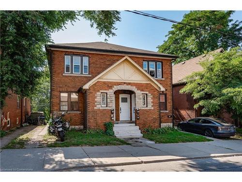 527 Kingston Road, Toronto, ON 