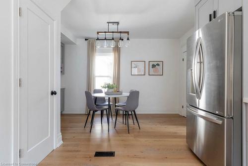 418 Macnab Street N, Hamilton, ON - Indoor Photo Showing Dining Room