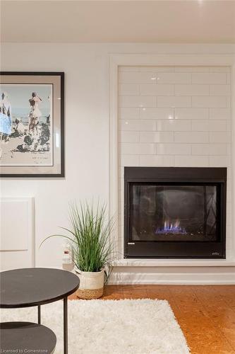 418 Macnab Street N, Hamilton, ON - Indoor Photo Showing Living Room With Fireplace