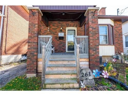 261 Darling Street, Brantford, ON - Outdoor