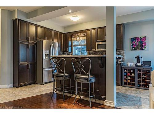 4 Marina Point Crescent, Hamilton, ON - Indoor Photo Showing Kitchen