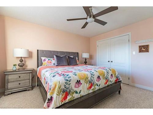 4 Marina Point Crescent, Hamilton, ON - Indoor Photo Showing Bedroom