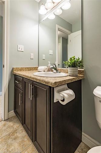 4 Marina Point Crescent, Hamilton, ON - Indoor Photo Showing Bathroom