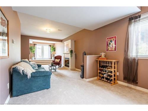 8503 Greenfield Crescent, Niagara Falls, ON - Indoor