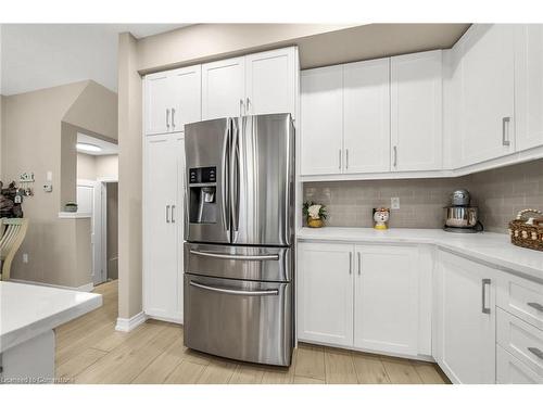 21-1890 Rymal Road East, Hamilton, ON - Indoor Photo Showing Kitchen