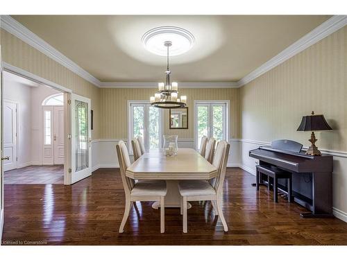 53 Ranch Road, Brantford, ON - Indoor Photo Showing Dining Room