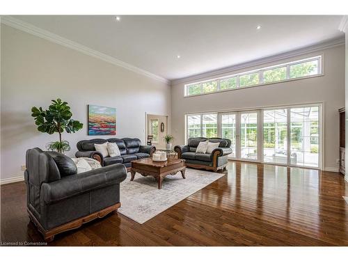 53 Ranch Road, Brantford, ON - Indoor Photo Showing Living Room