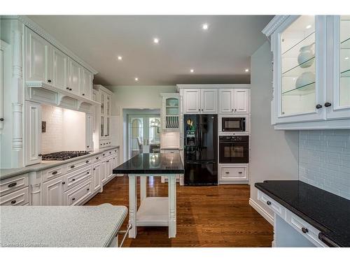 53 Ranch Road, Brantford, ON - Indoor Photo Showing Kitchen With Upgraded Kitchen