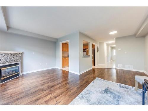 4401 Peter Drive, Burlington, ON - Indoor Photo Showing Living Room With Fireplace