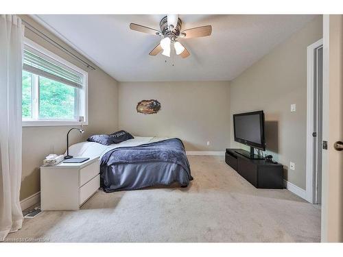 4-540 Guelph Line, Burlington, ON - Indoor Photo Showing Bedroom