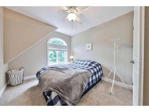 4-540 Guelph Line, Burlington, ON - Indoor Photo Showing Bedroom